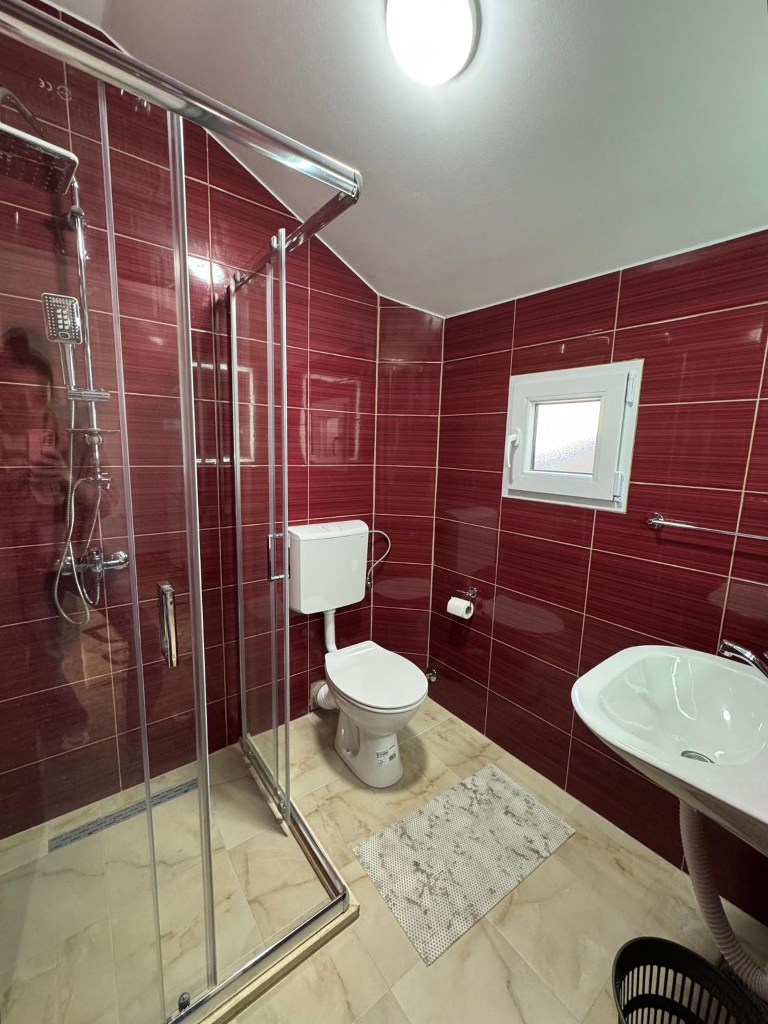 Apartmani Breze Подгорица Екстериор снимка