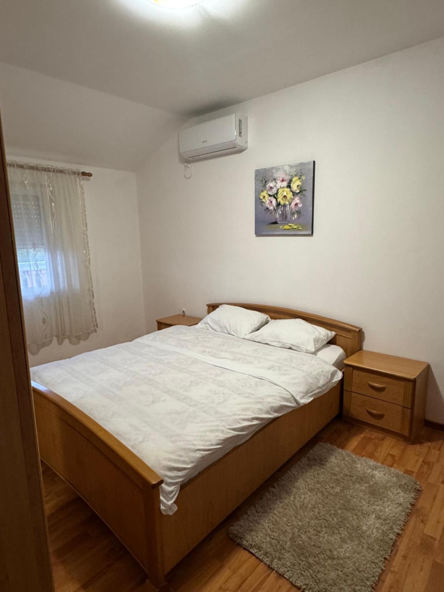 Apartmani Breze Подгорица Екстериор снимка