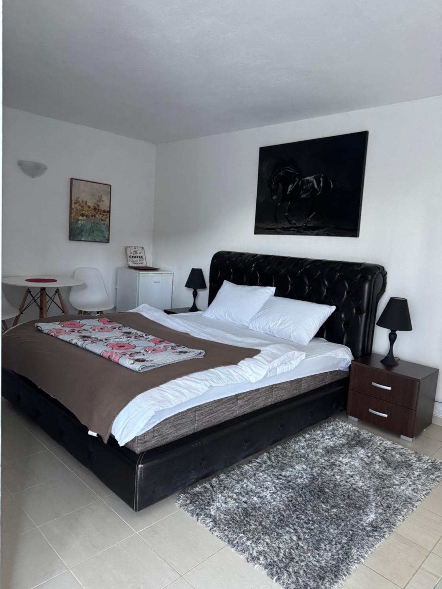 Apartmani Breze Подгорица Екстериор снимка